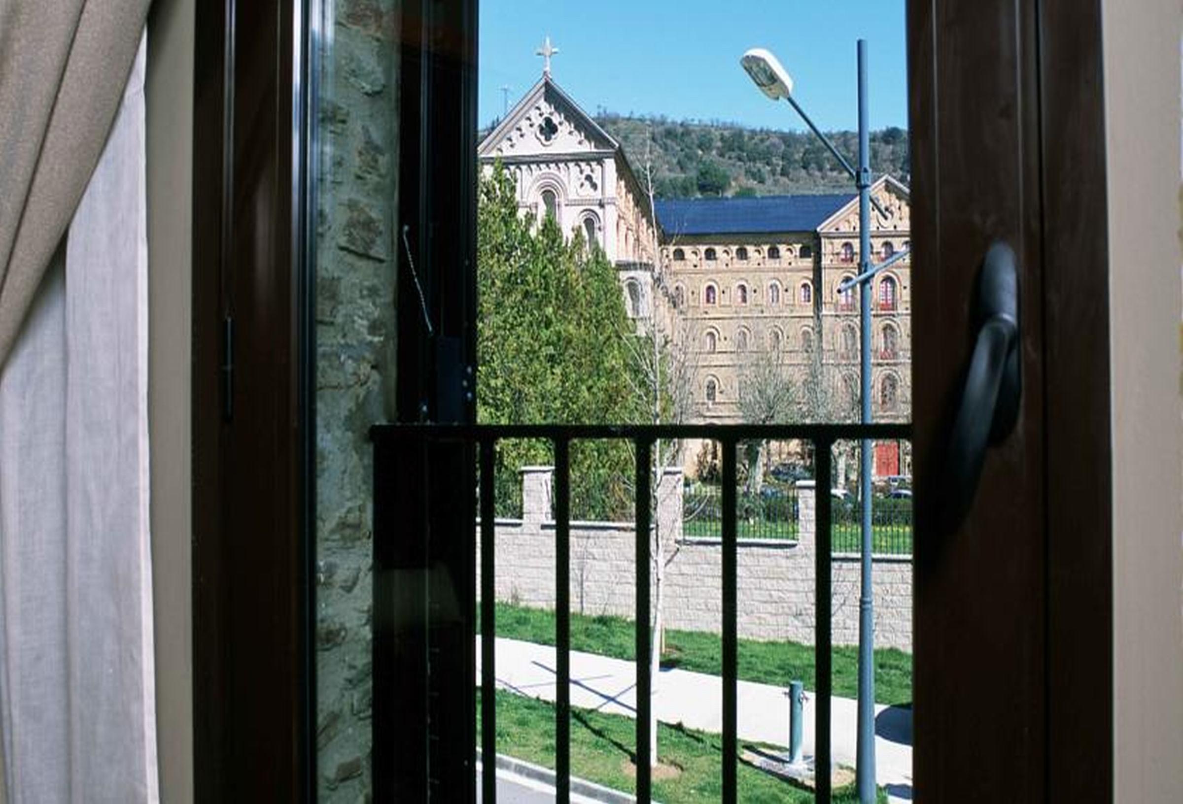 Parador De Ла Сеу д'Ургел Екстериор снимка