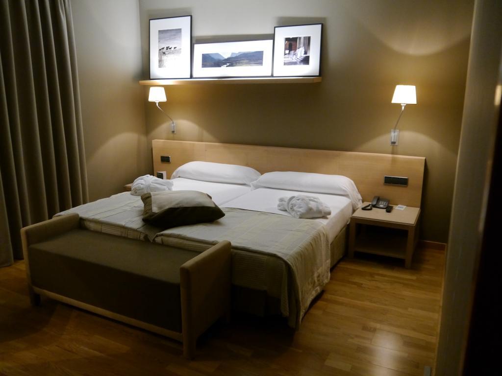 Parador De Ла Сеу д'Ургел Стая снимка